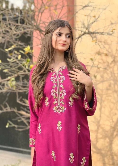 Rosebud Embroidered 2pcs - UK