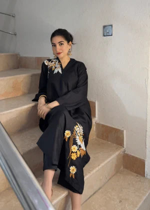 Mor embroidered 2pc - UK