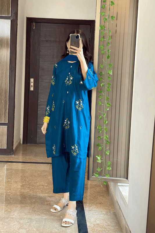 Blue Tulip Embroidered 2pcs - UK
